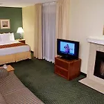By Marriott Airport Hotel