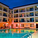 Courtyard By Marriott Vanderbilt West End