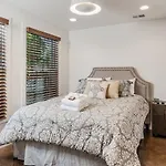 12Th Avenue Home