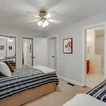 Long Blvd Condo Unit E3