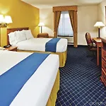 Express & Nashville-i-40 & I-24 Hotel 3*