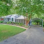 Holiday home Walk To Trails & Fishing Spots! Lake Ozark Escape *