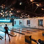 Abode - Marathon Village Near Downtown *