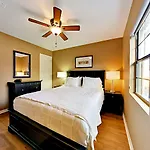 Landmark Mcmillin Court 15