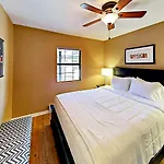 Landmark Mcmillin Court Apartment 2