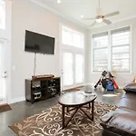 Music Row House B