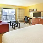 Hotel Courtyard By Marriott Vanderbilt West End 3*