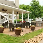 By Marriott Airport 3* Nashville