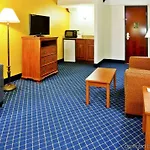 Hotel Express & Nashville-i-40 & I-24 3*