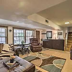 Nashville Apt With Patio, 3 Mi To Grand Ole Opry