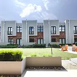 Acklen Flats By Hosteeva 4*