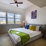 Acklen Flats By Hosteeva 4*