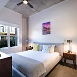 Acklen Flats By Hosteeva Aparthotel Nashville