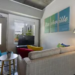 Acklen Flats By Hosteeva Aparthotel Nashville