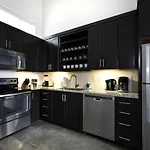 Acklen Flats By Hosteeva Aparthotel Nashville