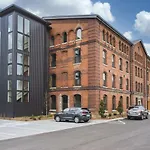 Tobacco 208 Nashville