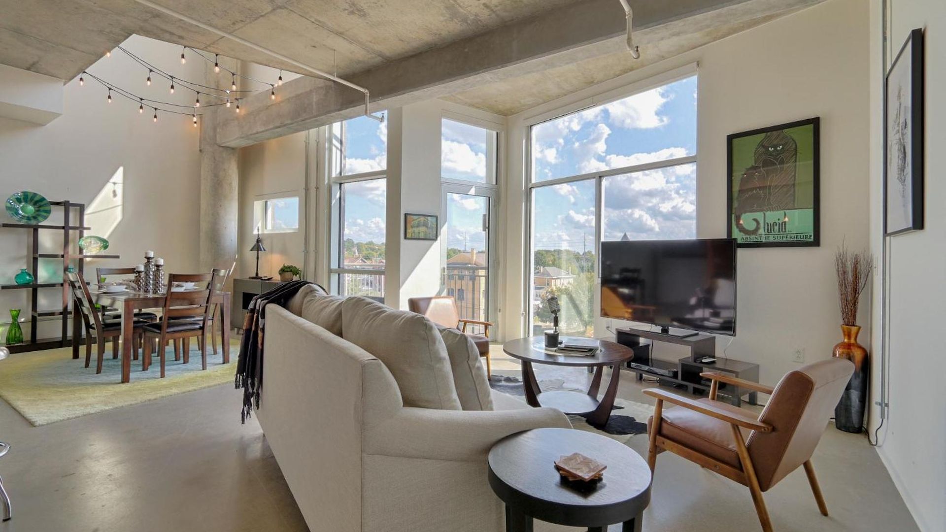 Holiday home Spectacular Views In Contemporary Two Story