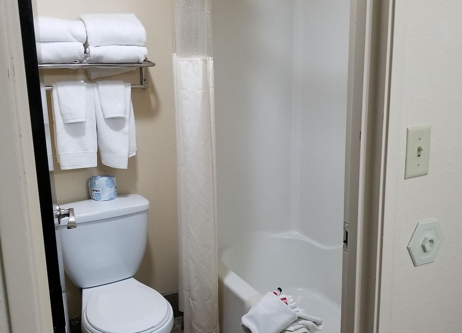 Luxe Hotel