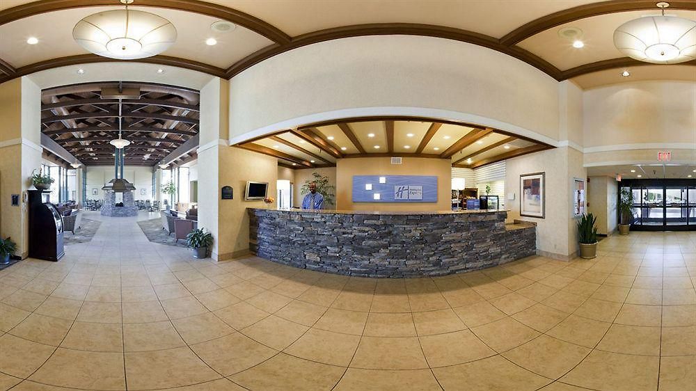 Express Airport By Ihg Nashville