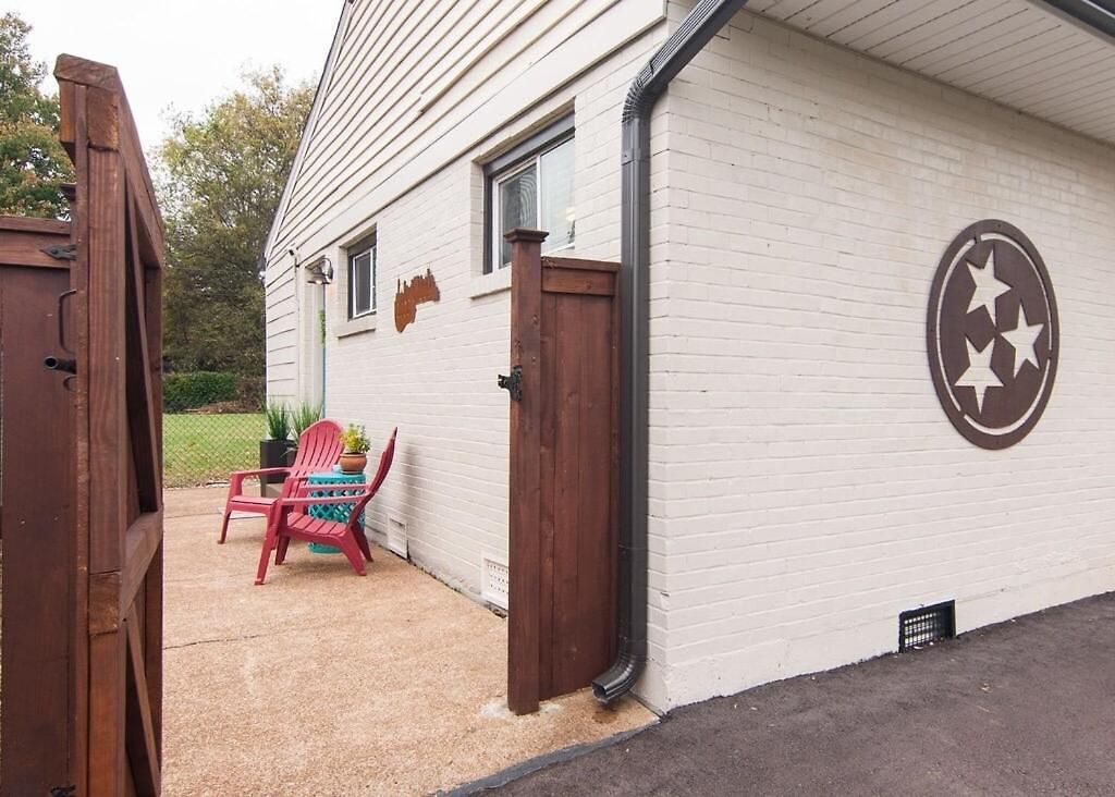 Guest house The Music City *