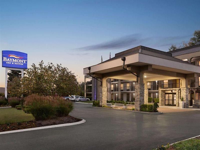 Hotel Baymont By Wyndham Airport