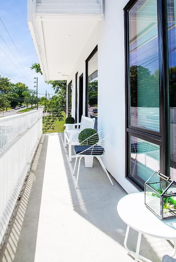 Urban Lux Modern 2 Bdr/2 Ba Condo Aparthotel