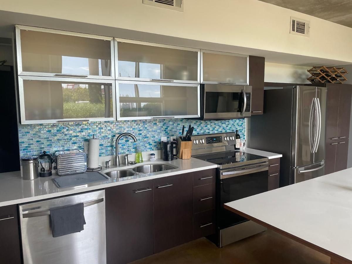 Artsy Chic 1br 30day Min With Wifi Ac Parking Tv Furnished Rooftop Holiday home Nashville