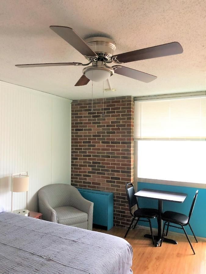 Rodeway Inn- Airport - Downtown - Mexican Restaurant On Site 3*