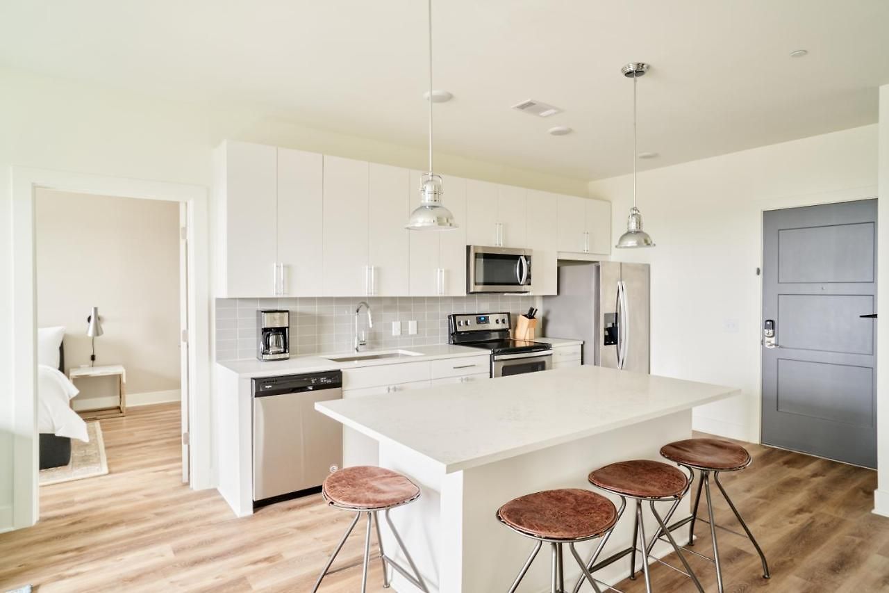 Lc Sobro Nashville