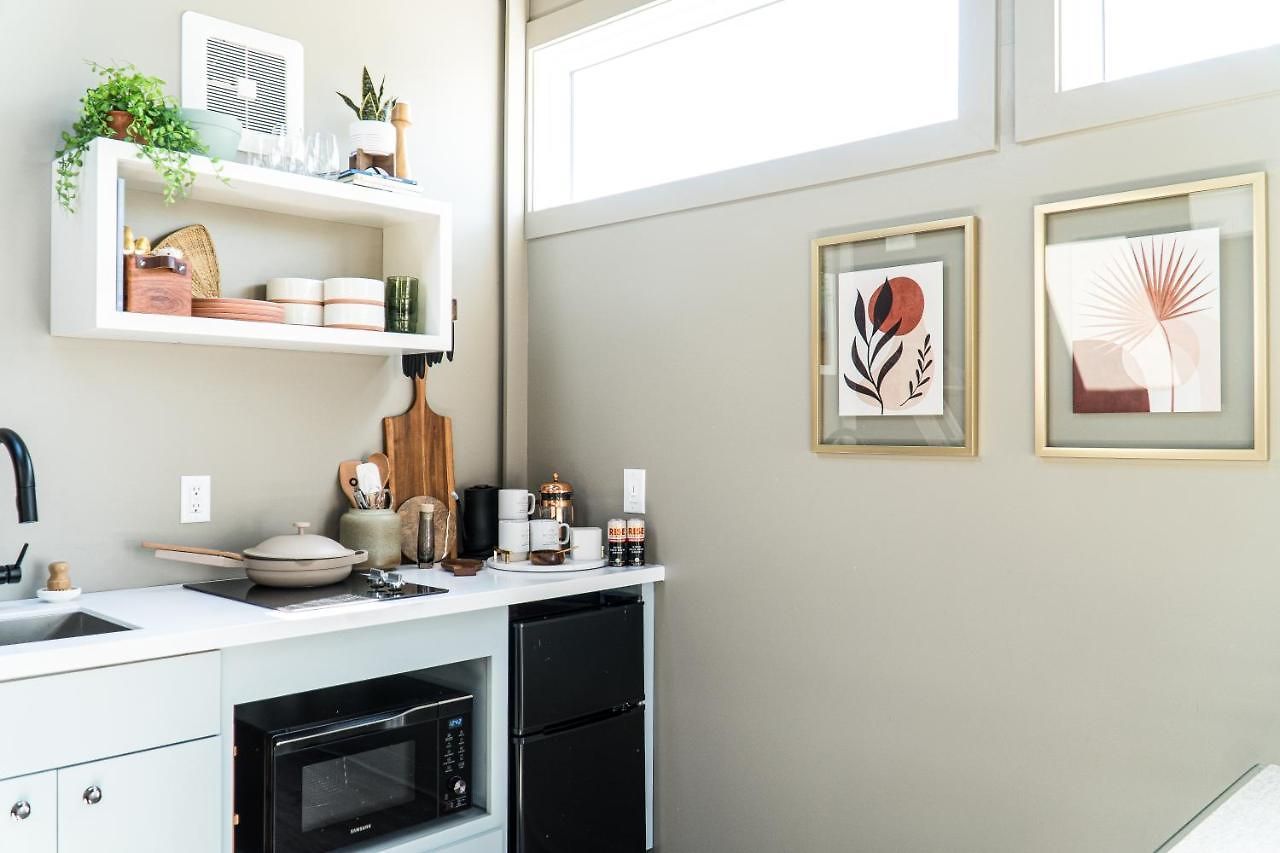 Ironwood Grove, Tiny House 4*