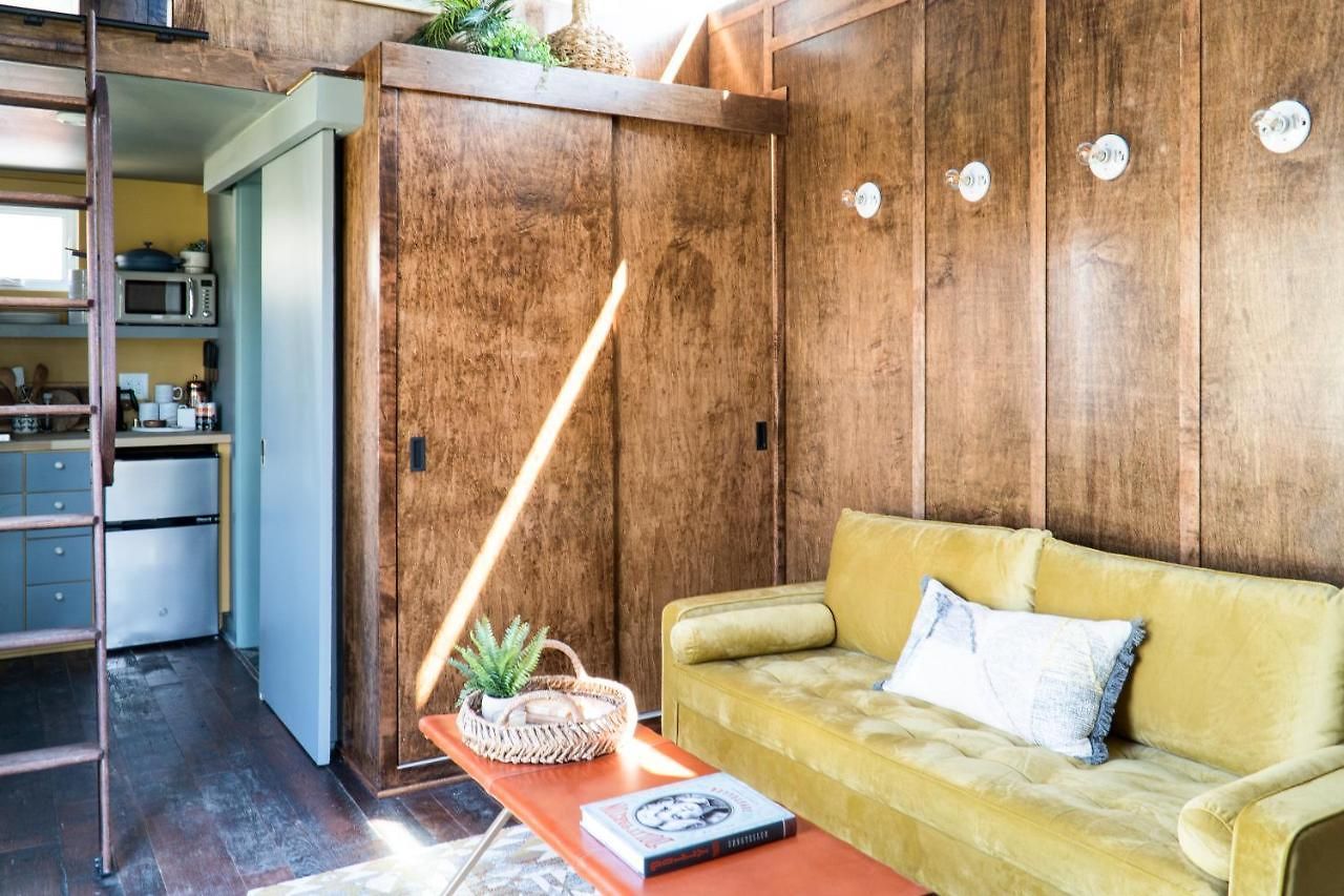 Ironwood Grove, Tiny House 4*