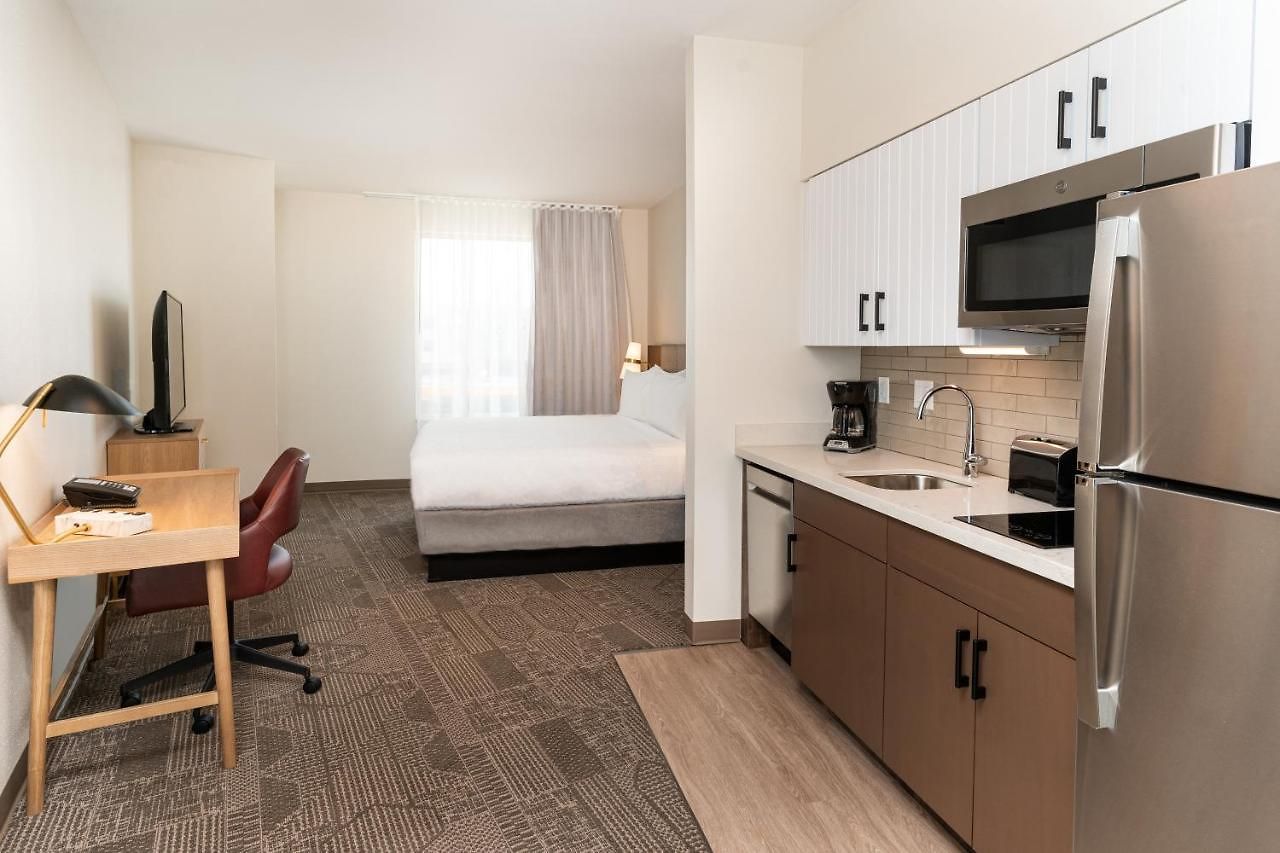 Staybridge - Vanderbilt Area By Ihg Hotel 3*