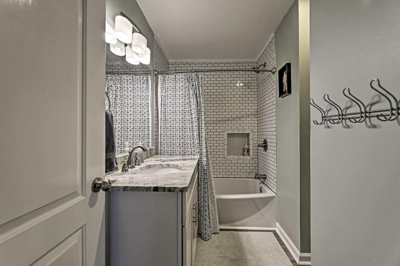 Quiet Area W/ Pool - 15 Mi To Dtwn * Nashville