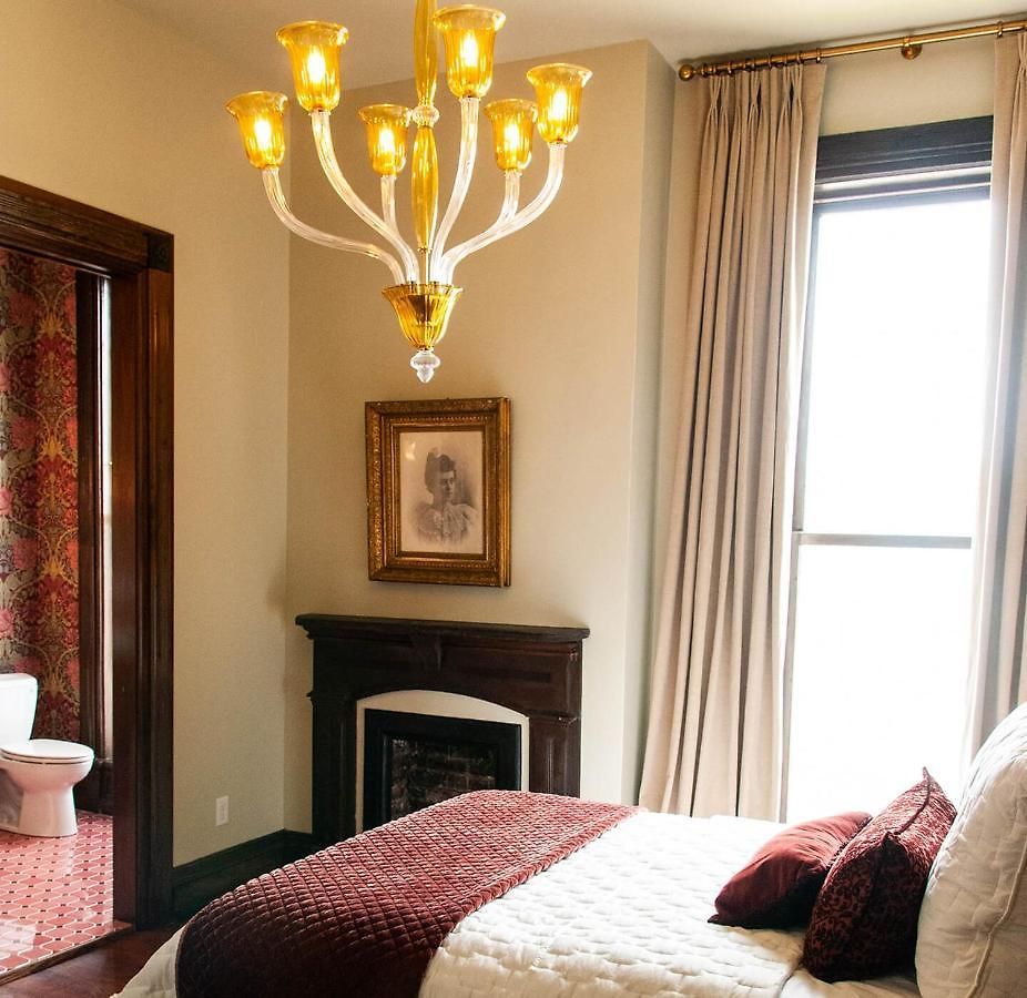 Guest house Lord & Liberty Hotel, Henrie House *
