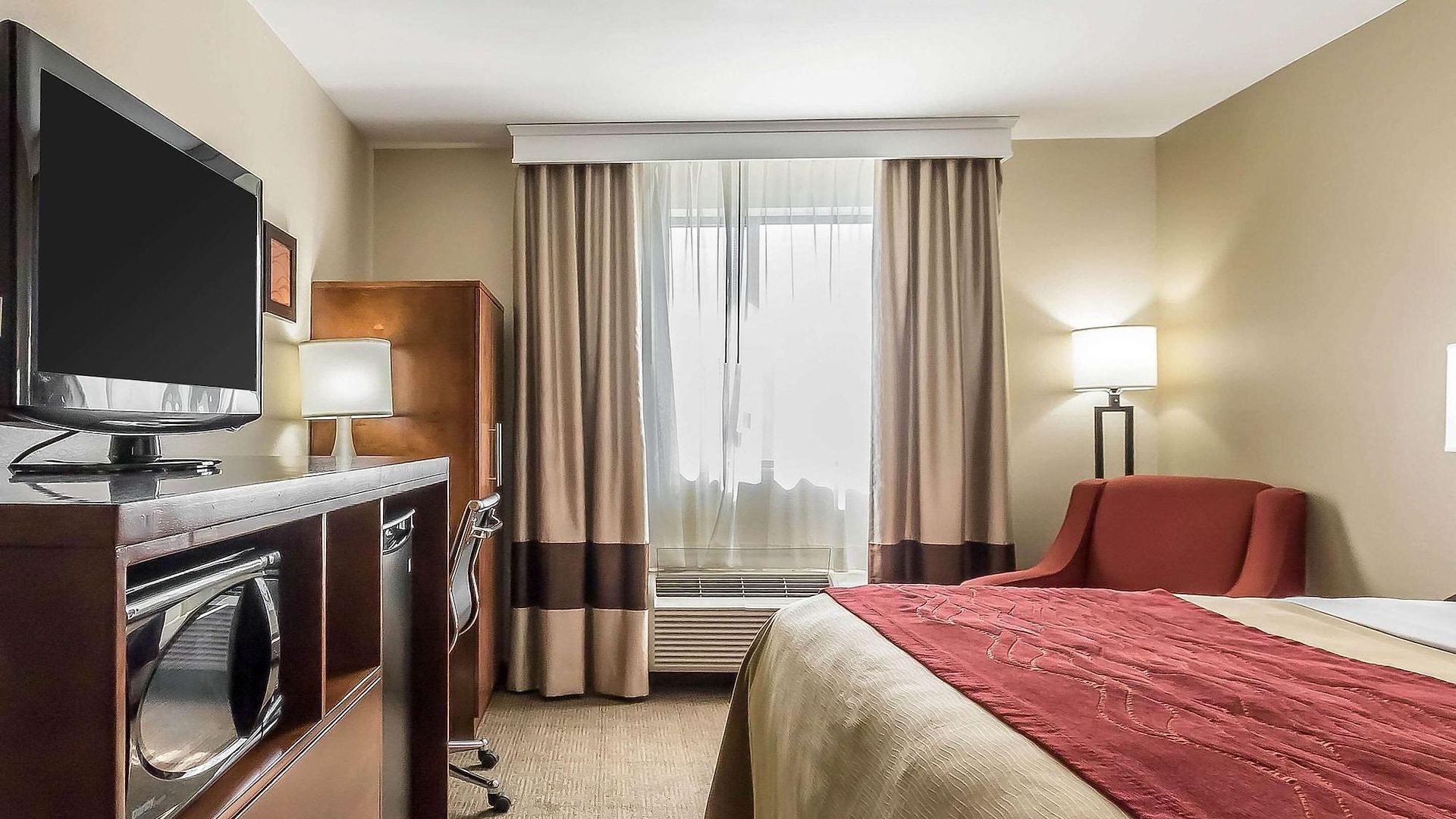 Comfort West