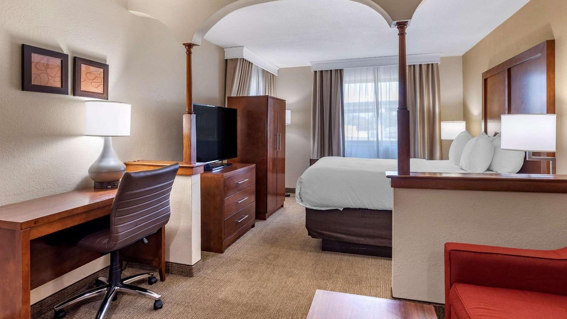 Comfort West 4*