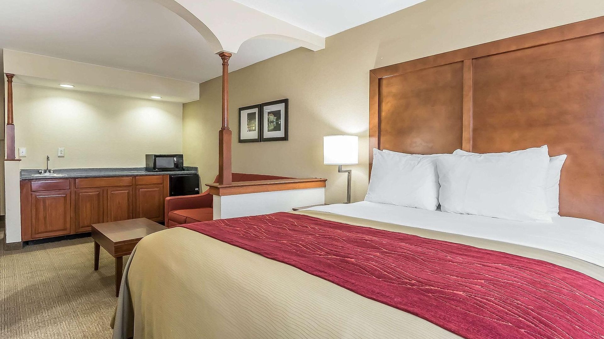 Comfort West 4*