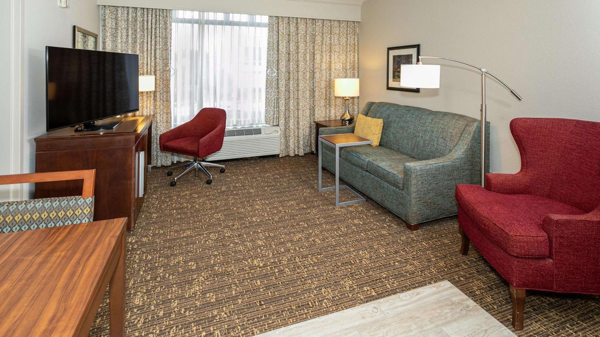 Hampton & Nashville-green Hills Hotel