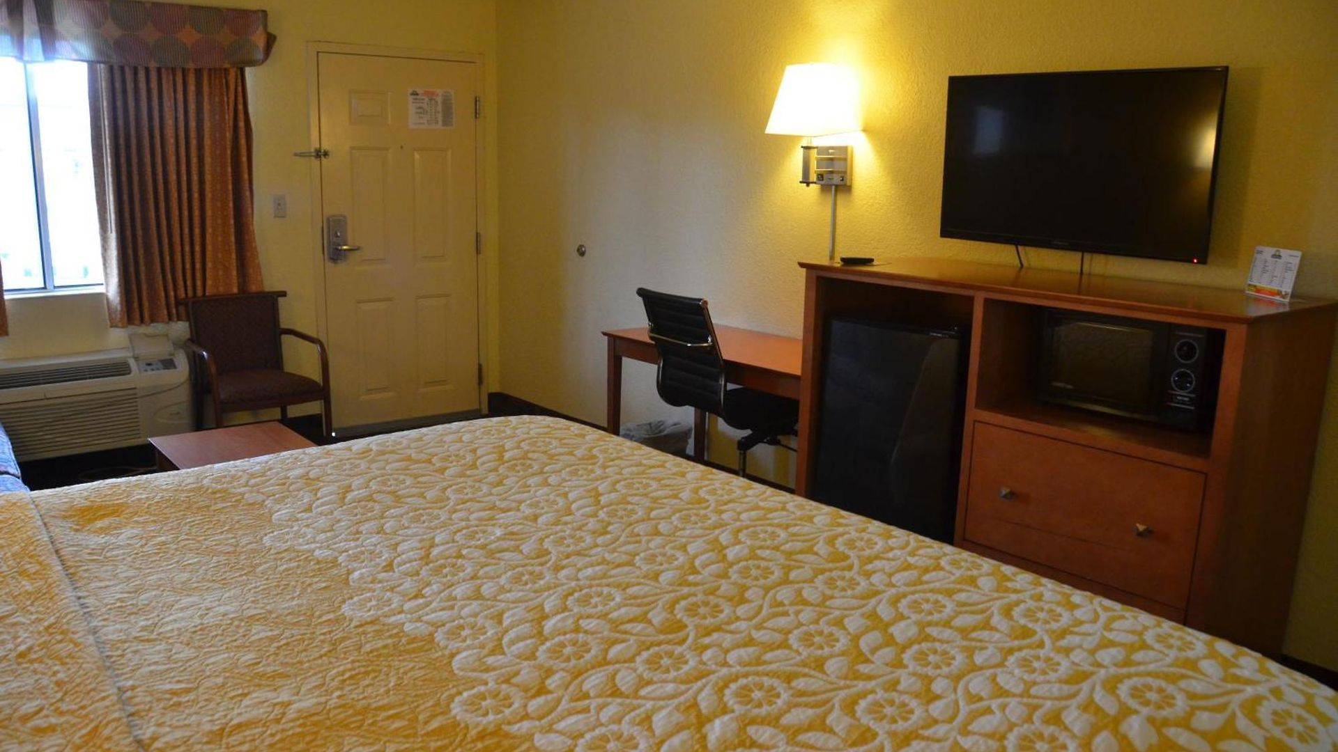 Hotel Days By Wyndham Airport East Nashville