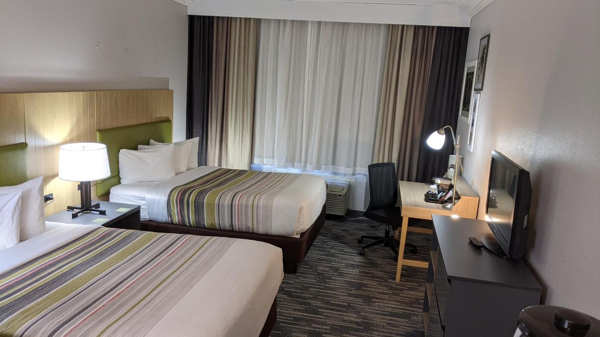 Country & By Radisson, Nashville, Tn 5*