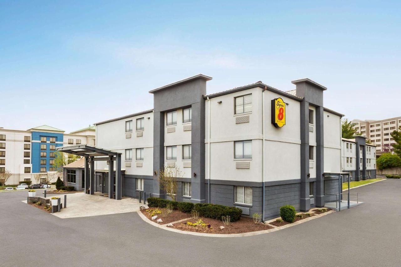 Hotel Luxe 2*