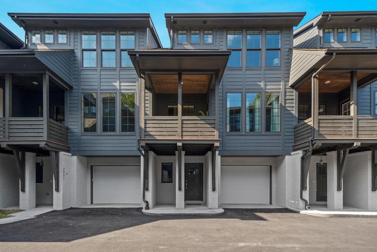 3 Bedroom Townhome In The Heart Of Nashville! Holiday home