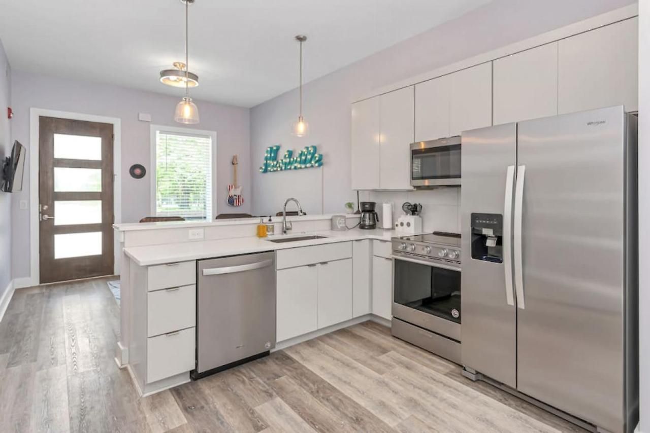 Apartment 1st Floor No Steps - 2 Miles To Downtown Nashville
