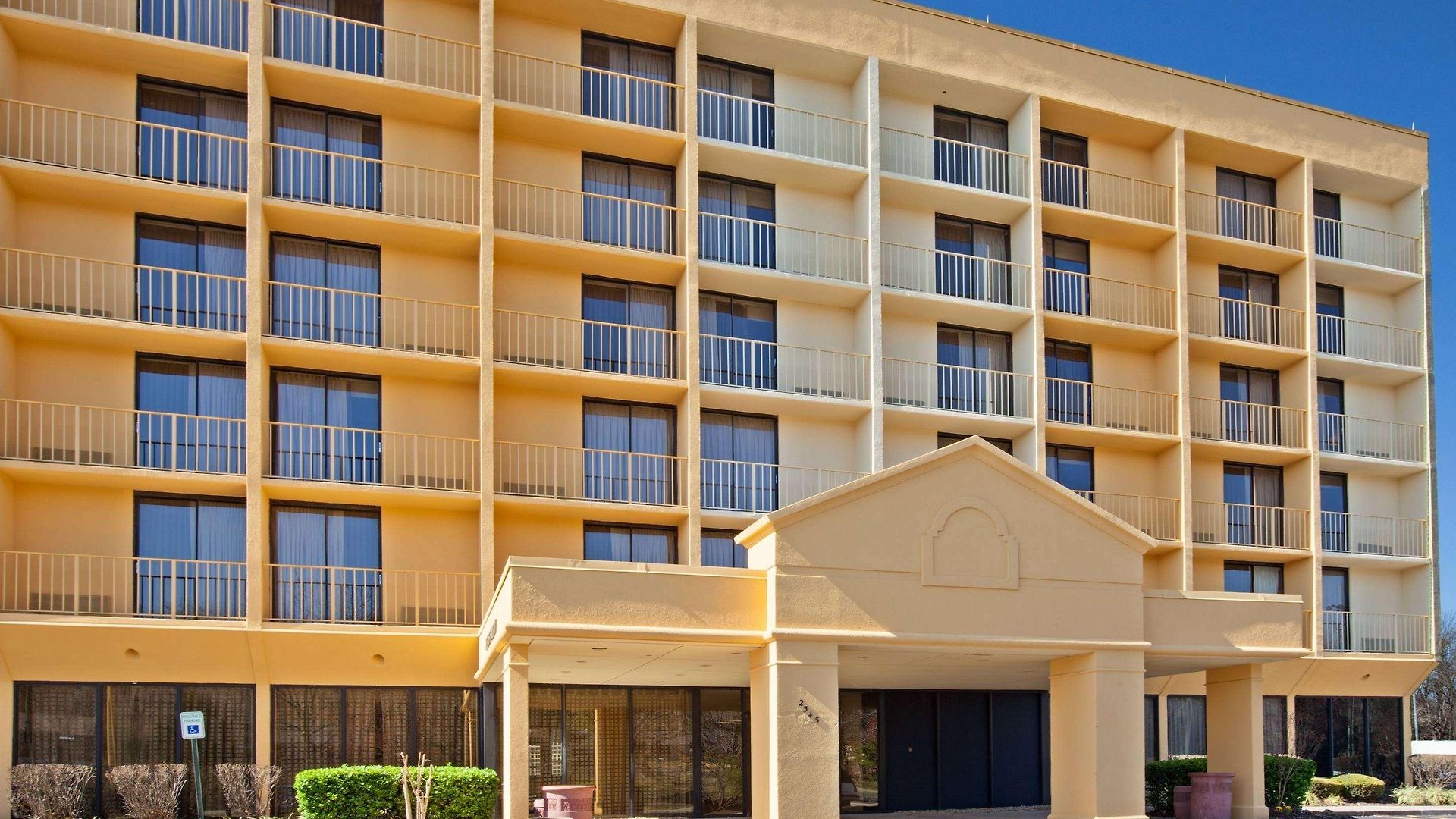 La Quinta By Wyndham Airport/opryland Hotel
