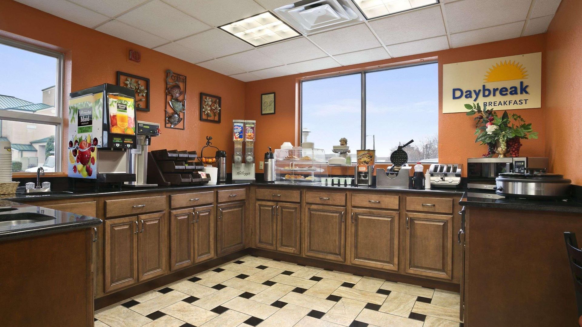 Hotel Days By Wyndham Airport East