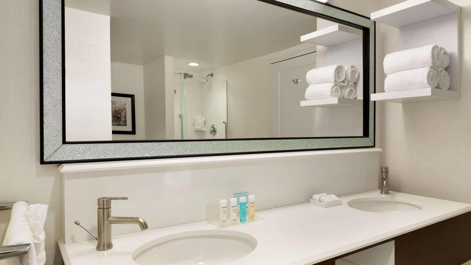 Hampton & Nashville-downtown Hotel 3*
