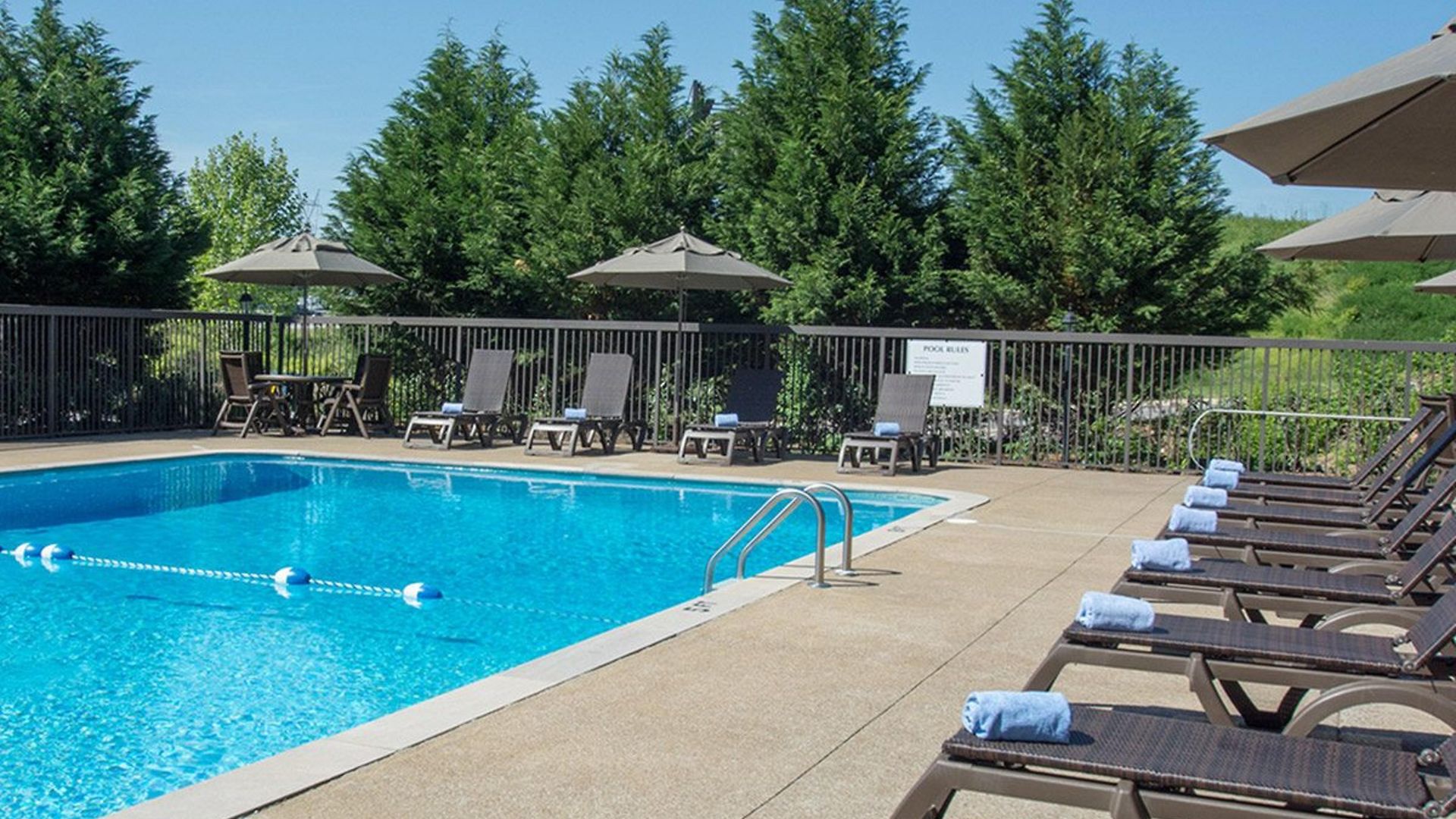 Delta By Marriott Airport 3*