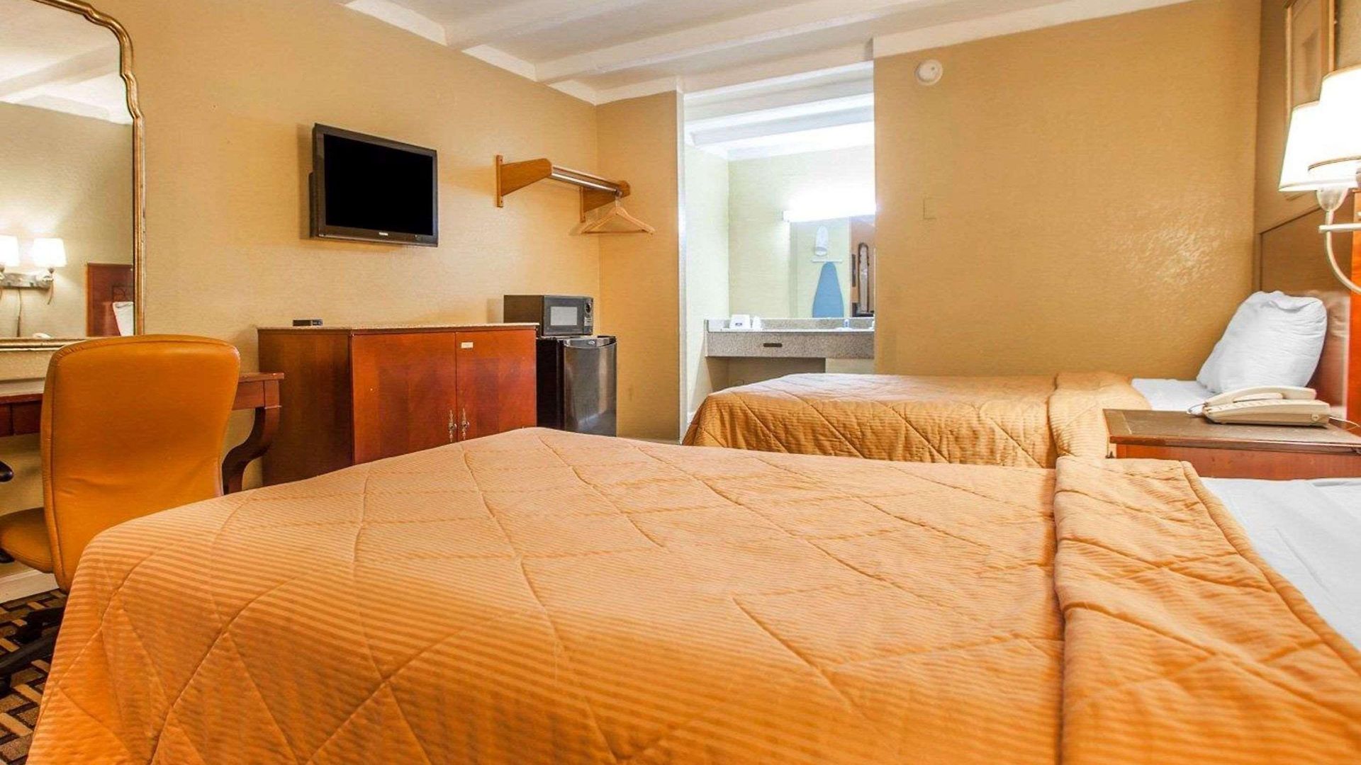 Rodeway Airport Hotel Nashville