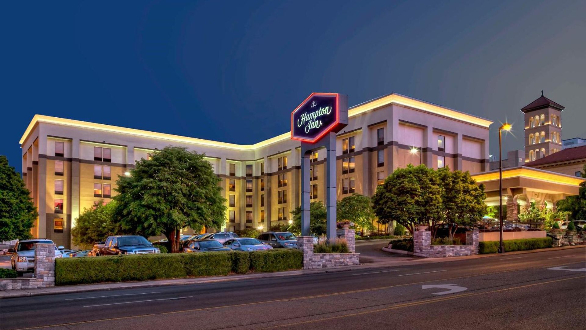 Hampton / Vanderbilt Hotel 3*
