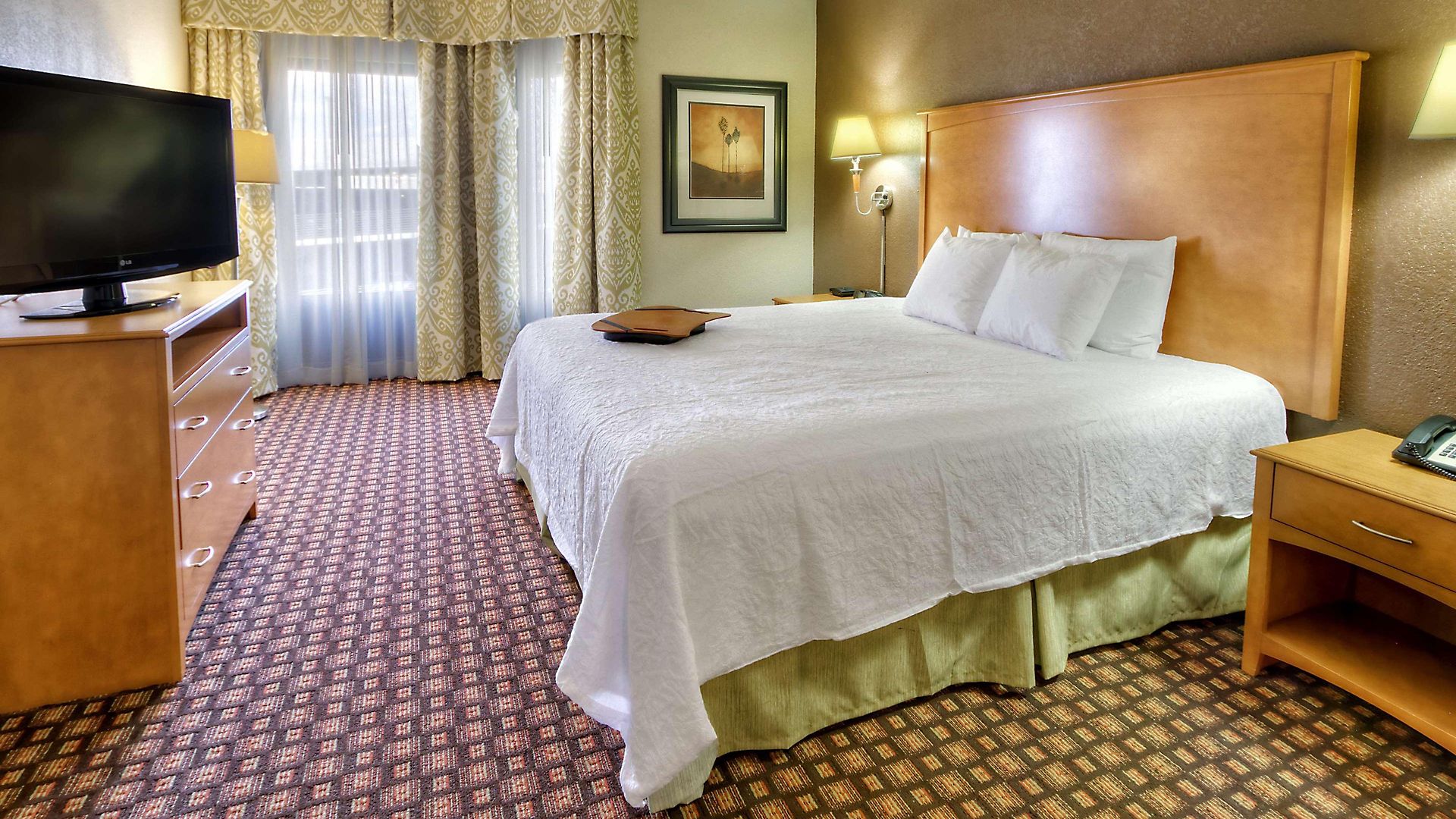 Hampton & Nashville-vanderbilt-elliston Place Hotel